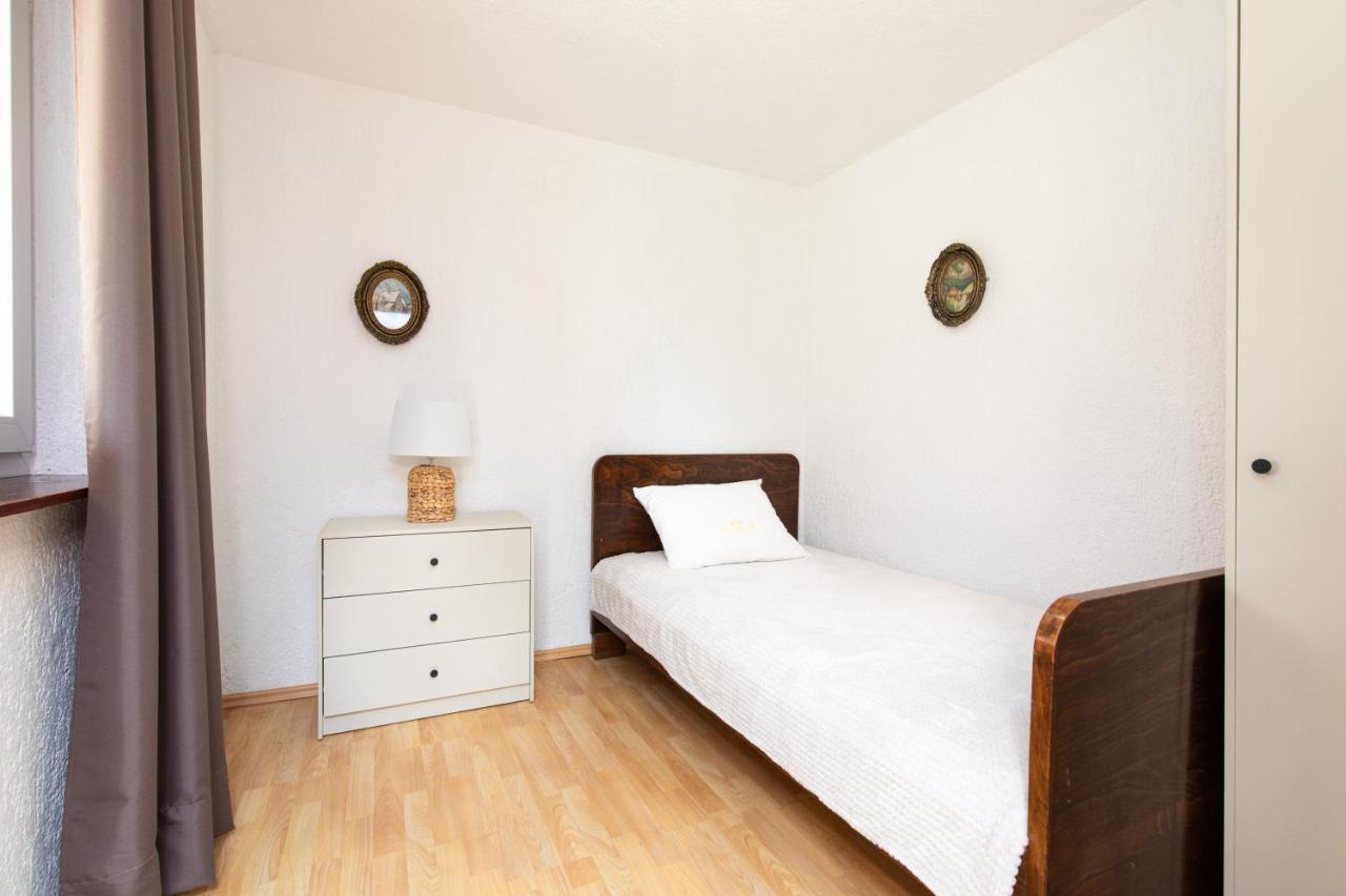 אומיסאליי Apartman Umpa מראה חיצוני תמונה